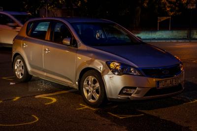 Trossingen: Autofahrerin uebersieht Mofa